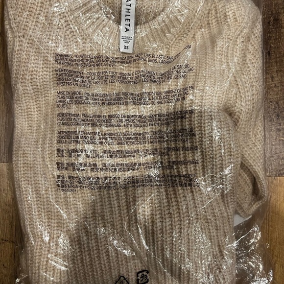 ATHLETA Sierra Wool Knit Crew Sweater NWT $129 - Picture 6 of 6